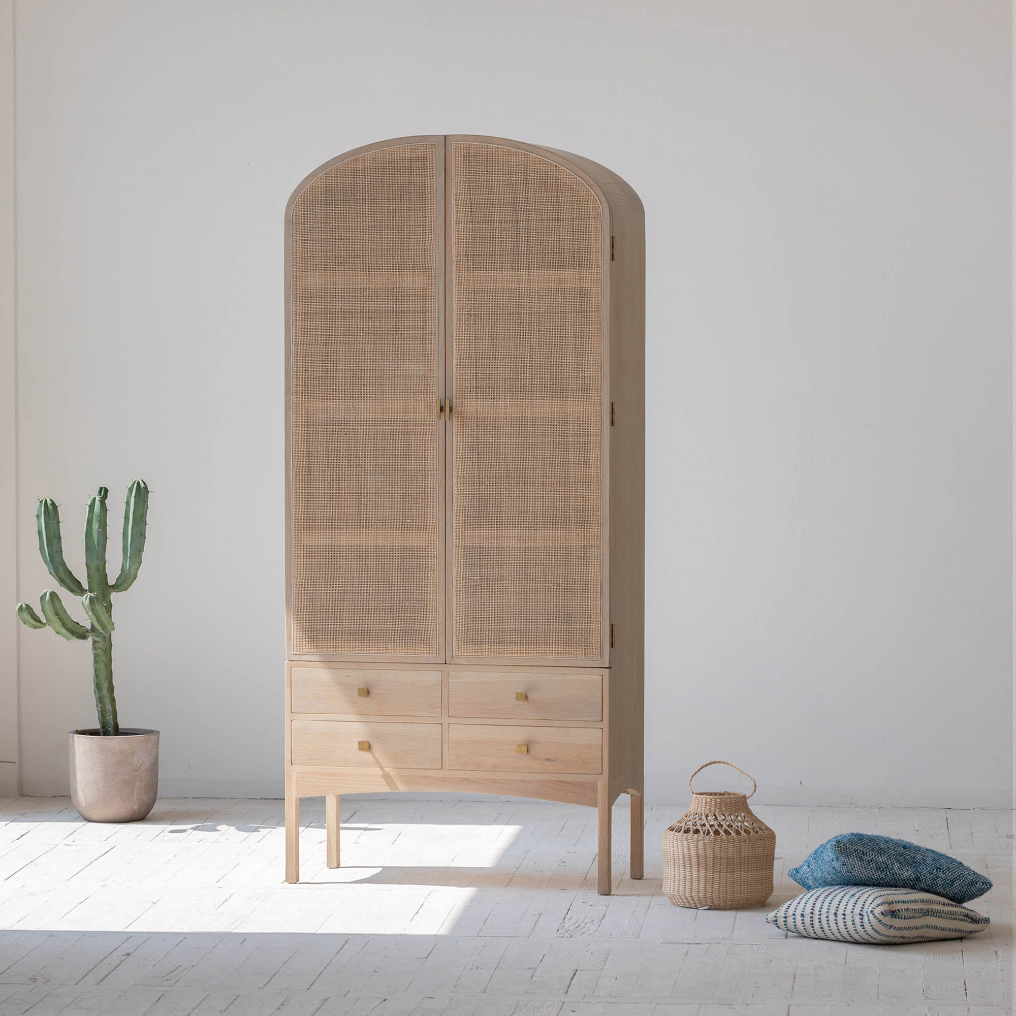 Arco Tall Cabinet (VT) - Image 4