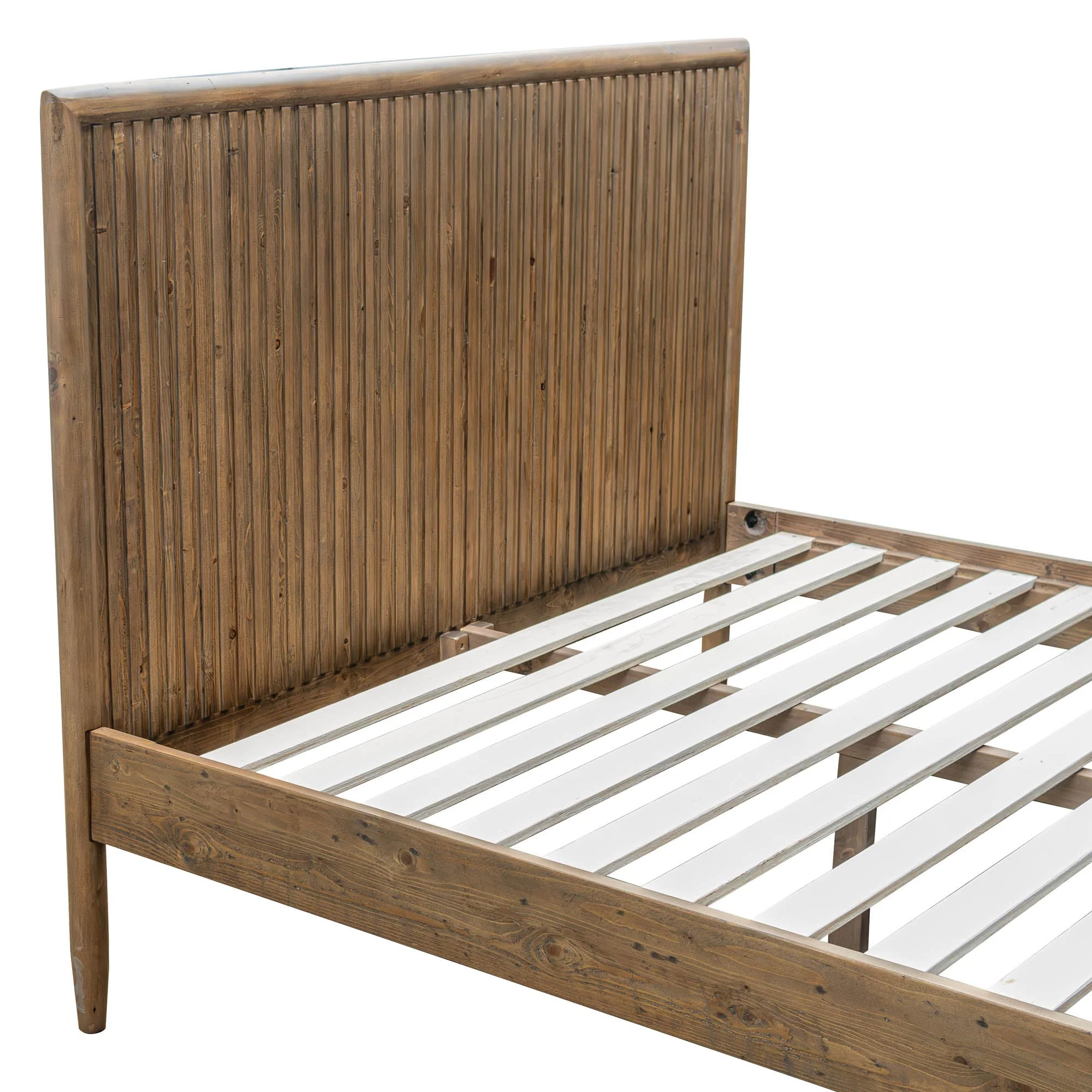 Britanica Queen Bed - Image 10