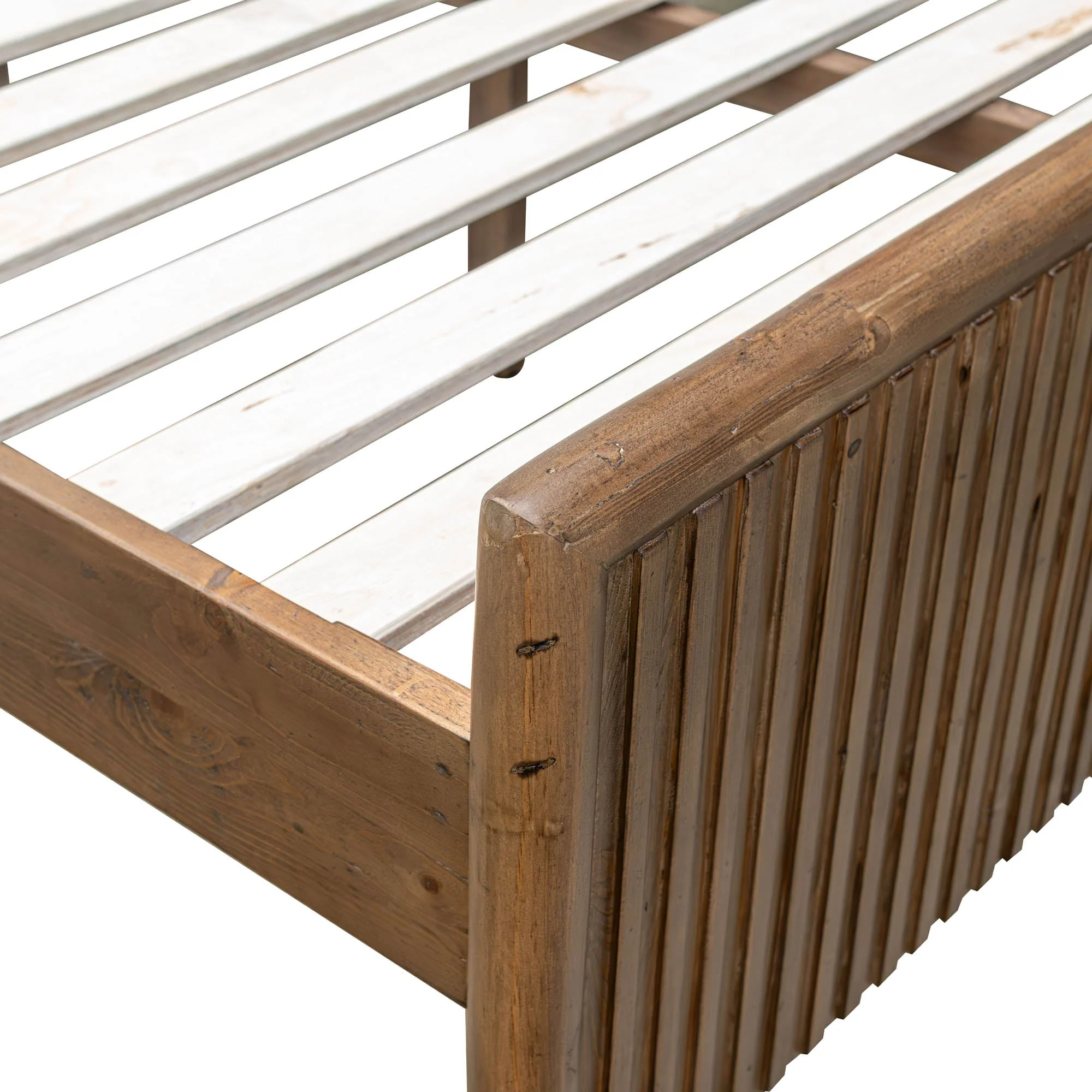 Britanica Queen Bed - Image 9