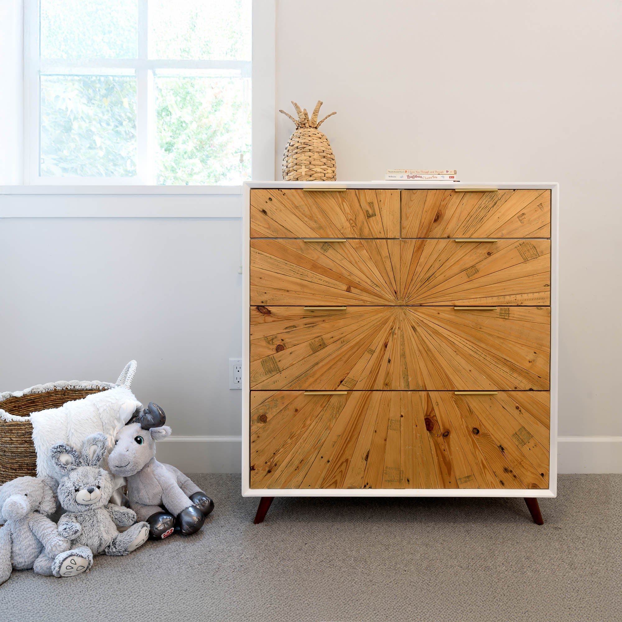 Casablanca 5 Drawer Chest - Image 9