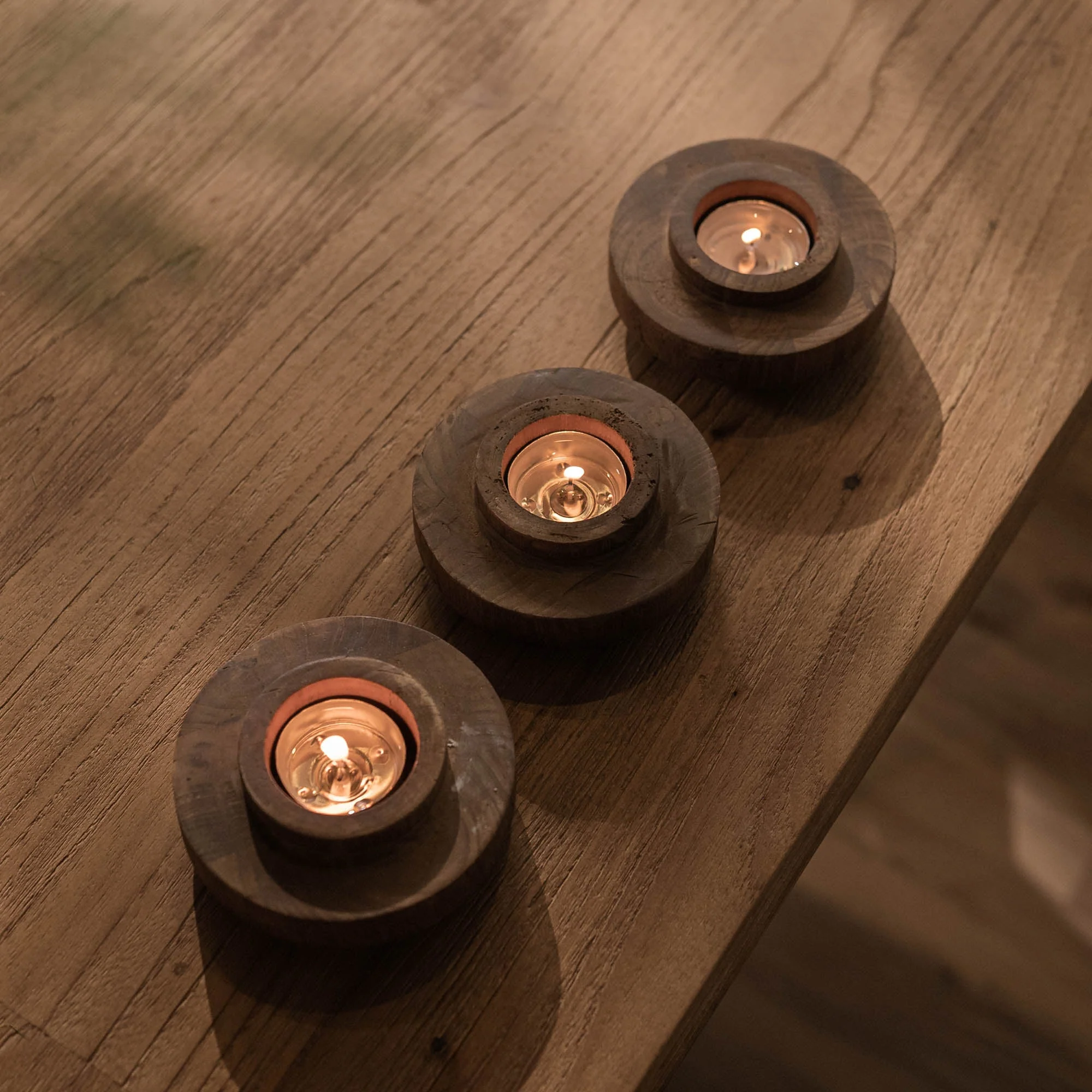 D-Bodhi Ring Candle Holder - Wood Grain - Image 2