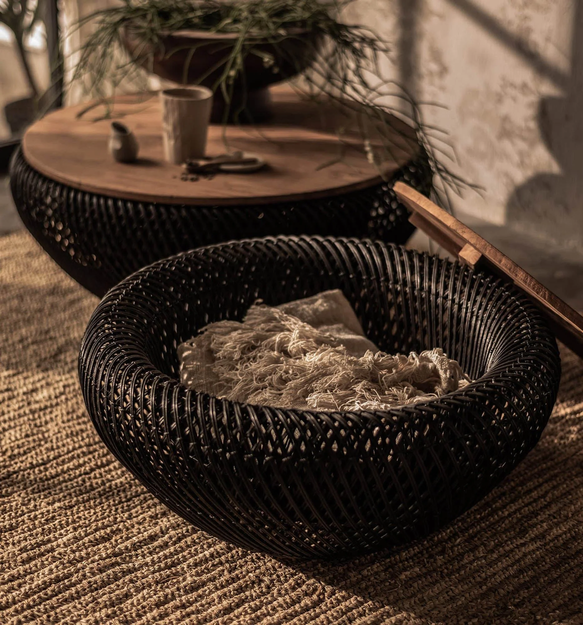 D-Bodhi Wave Coffee Table - Black - Image 3