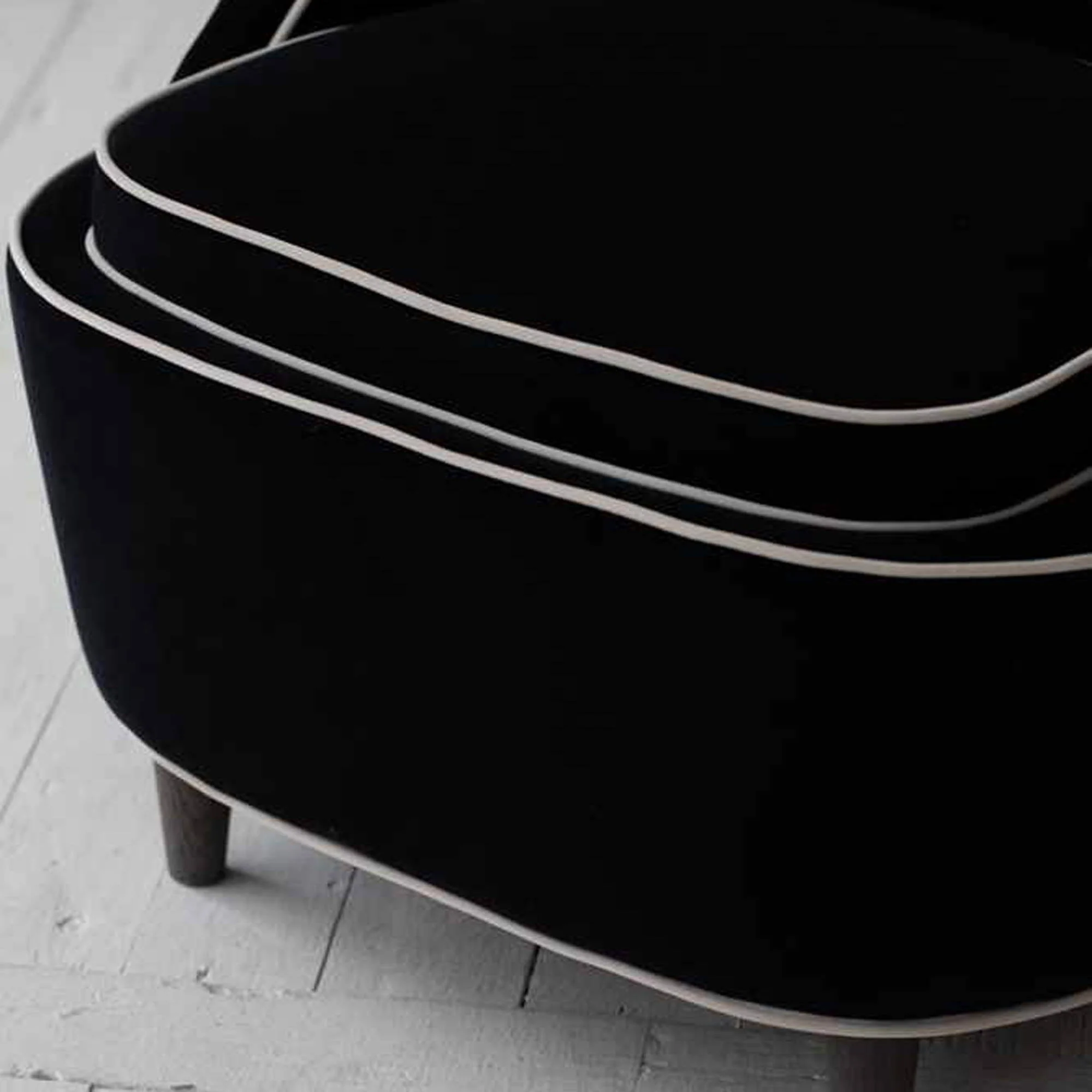 Ebony Club Chair - Black - Image 6