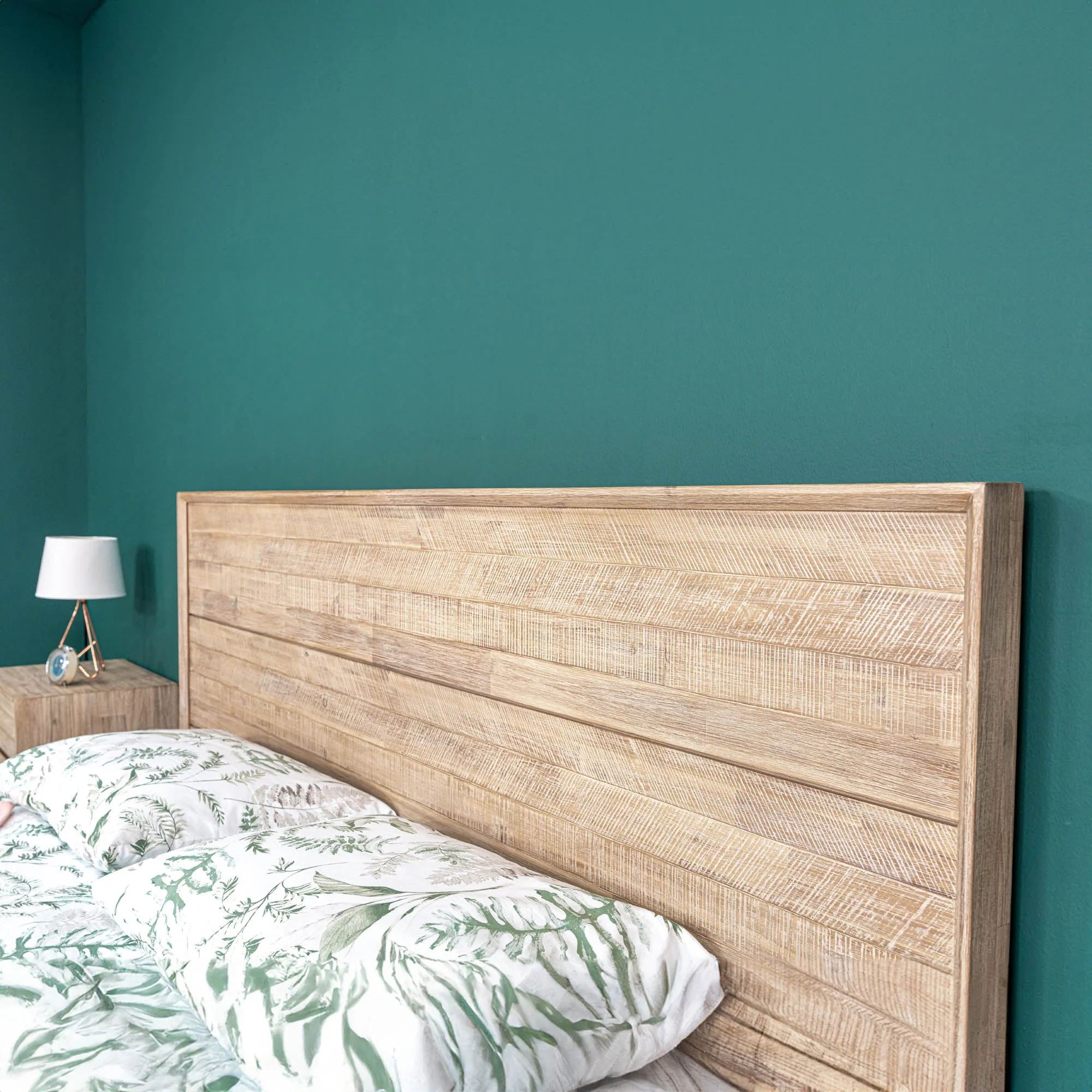 Gia Queen Bed - Light Driftwood - Image 19