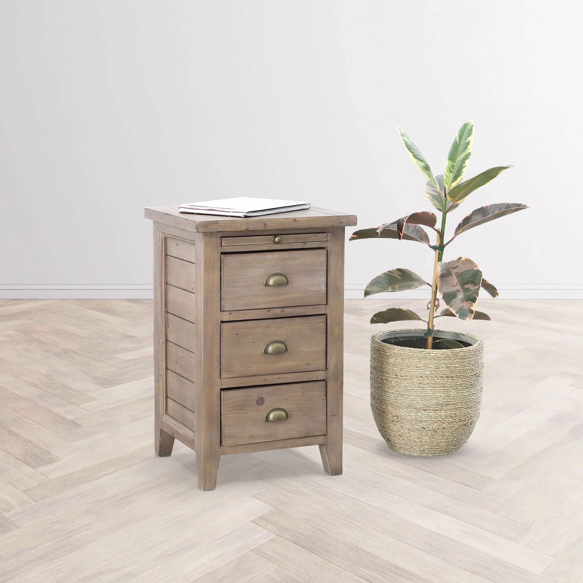 Irish Coast 3 Drw Nightstand - Sundried - Image 9