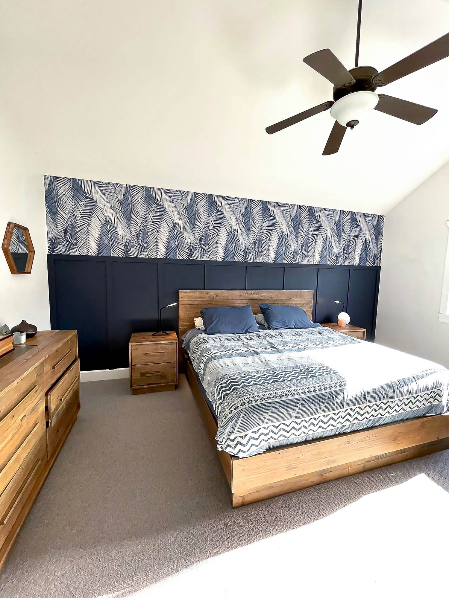 Nevada Queen Bed - Dark Driftwood - Image 13