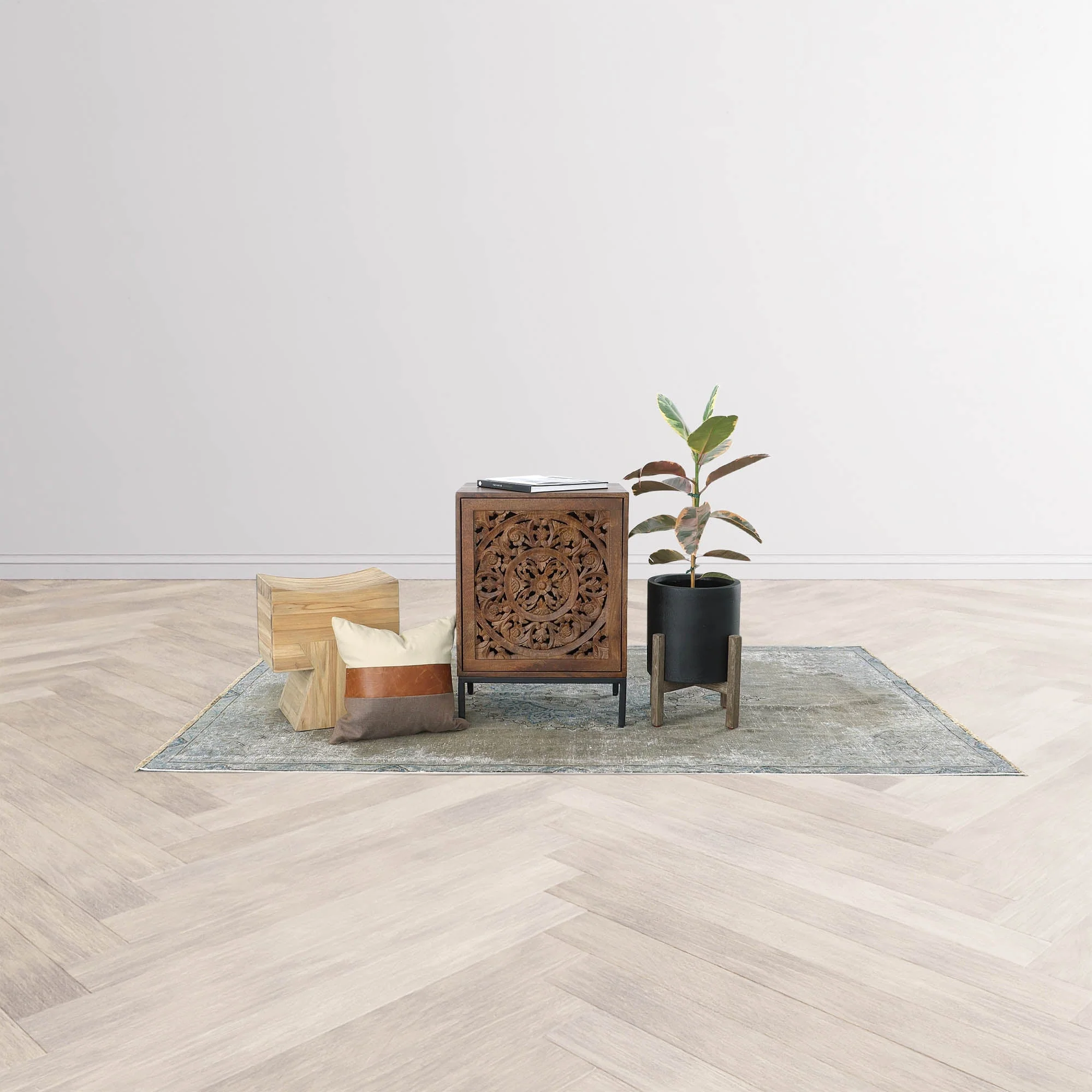 Pieta Stool - Image 9
