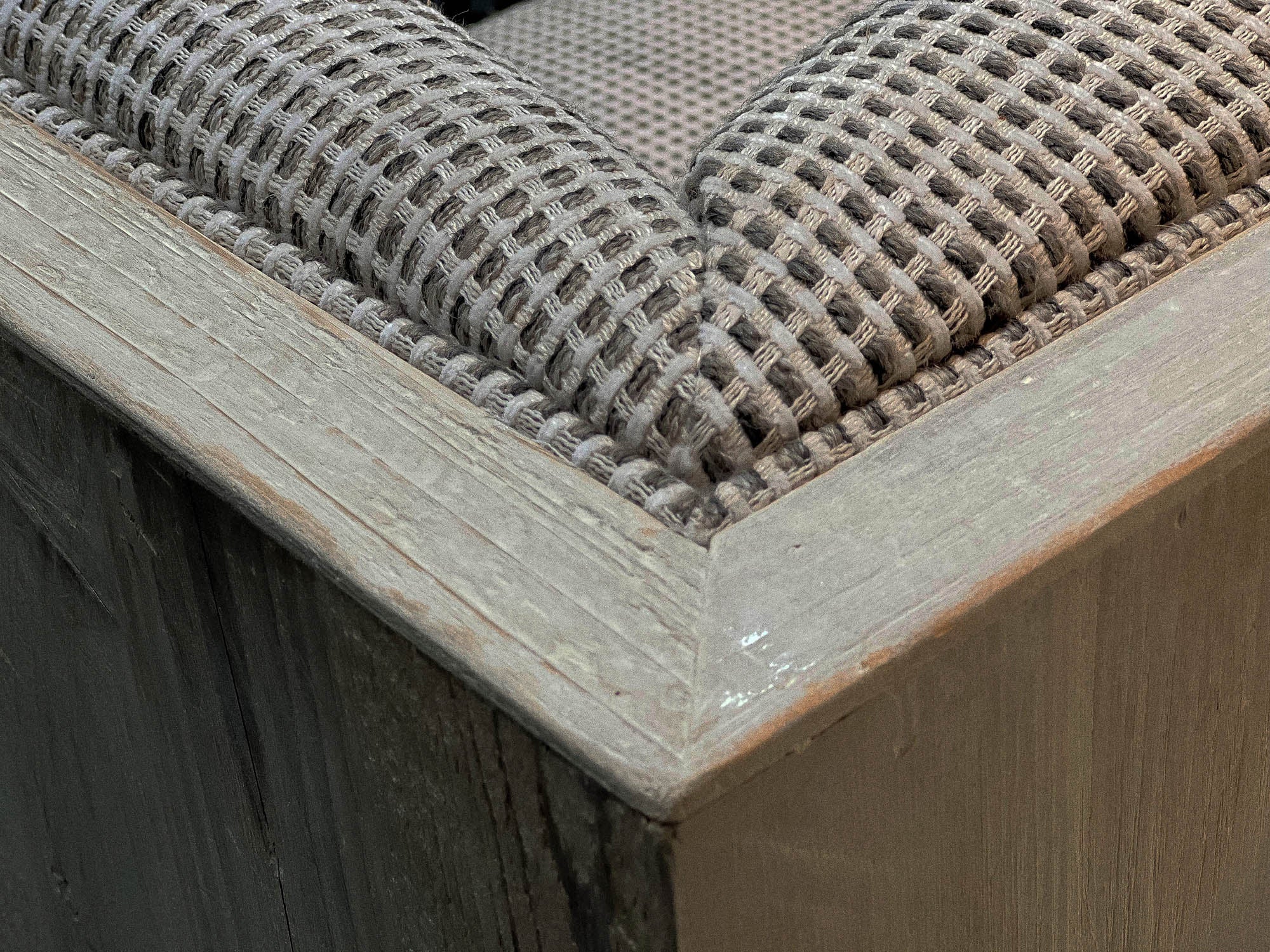 Raphael Sofa - Image 12