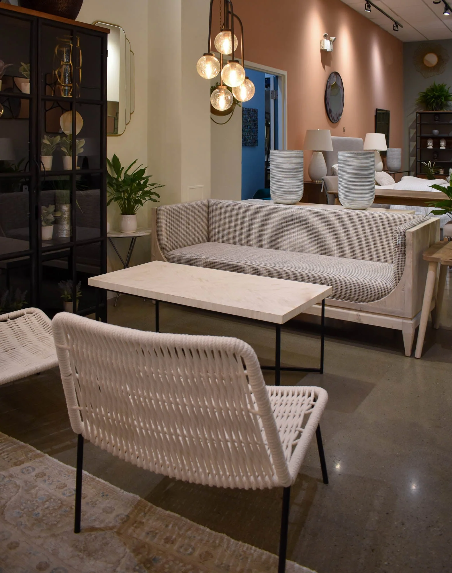 Raphael Sofa - Image 14