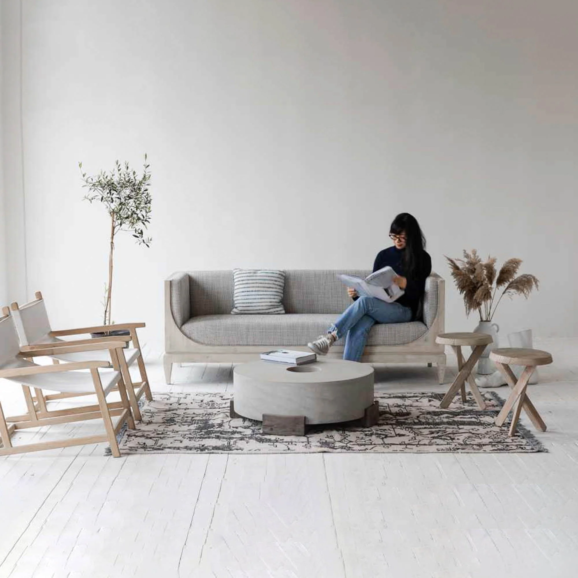 Raphael Sofa - Image 3