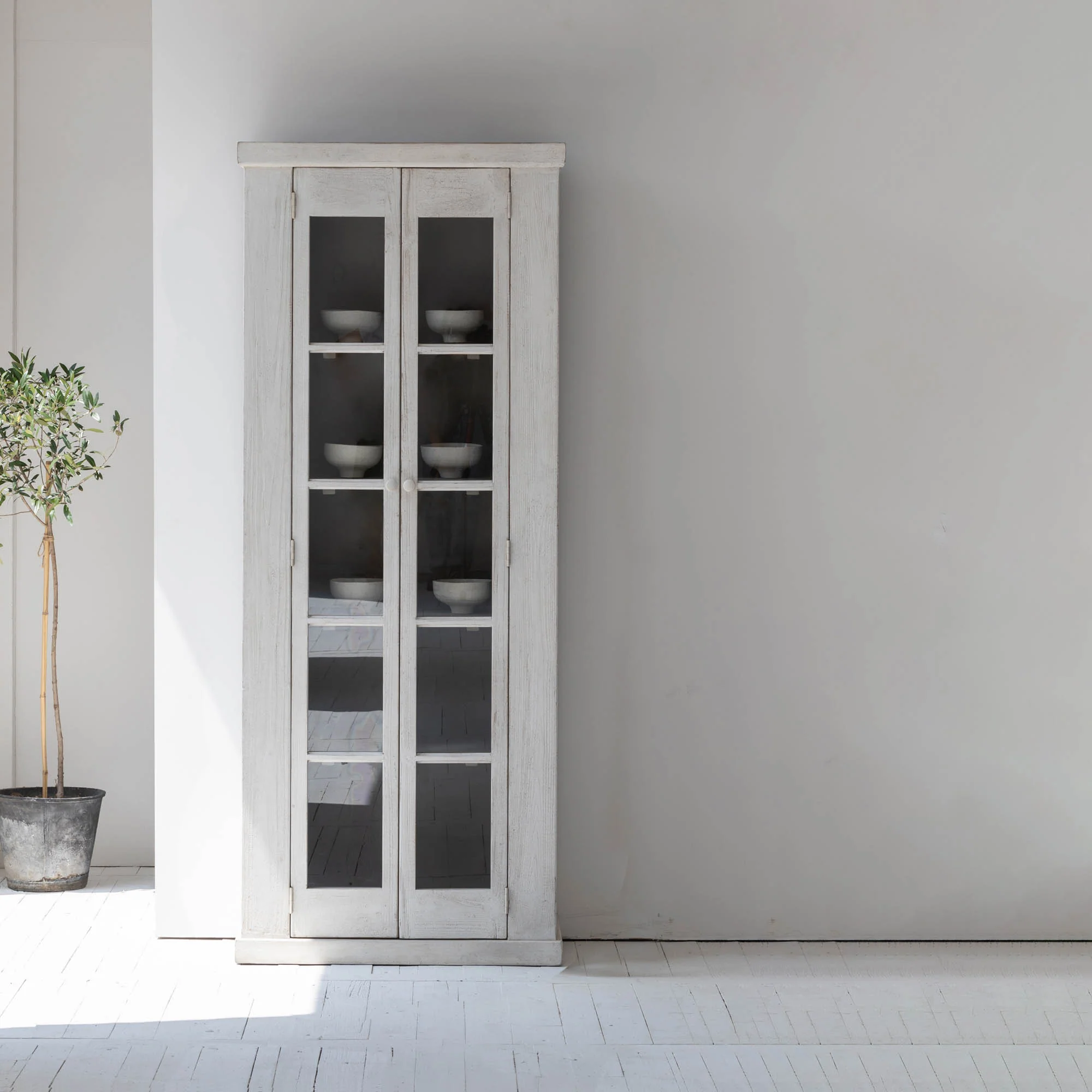Tuscan Cabinet - Image 4