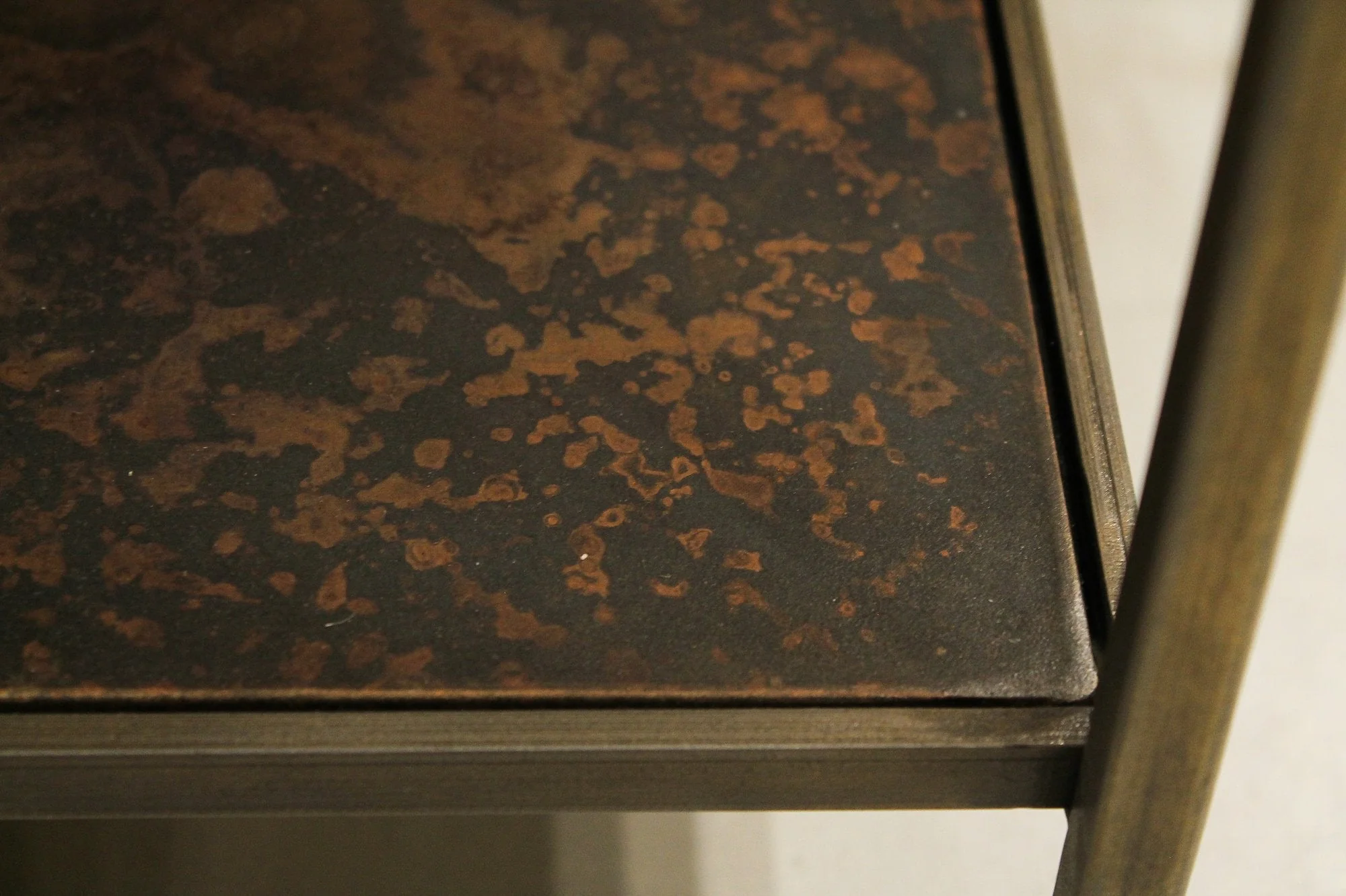 Venus Console Table - Bronze - Image 4